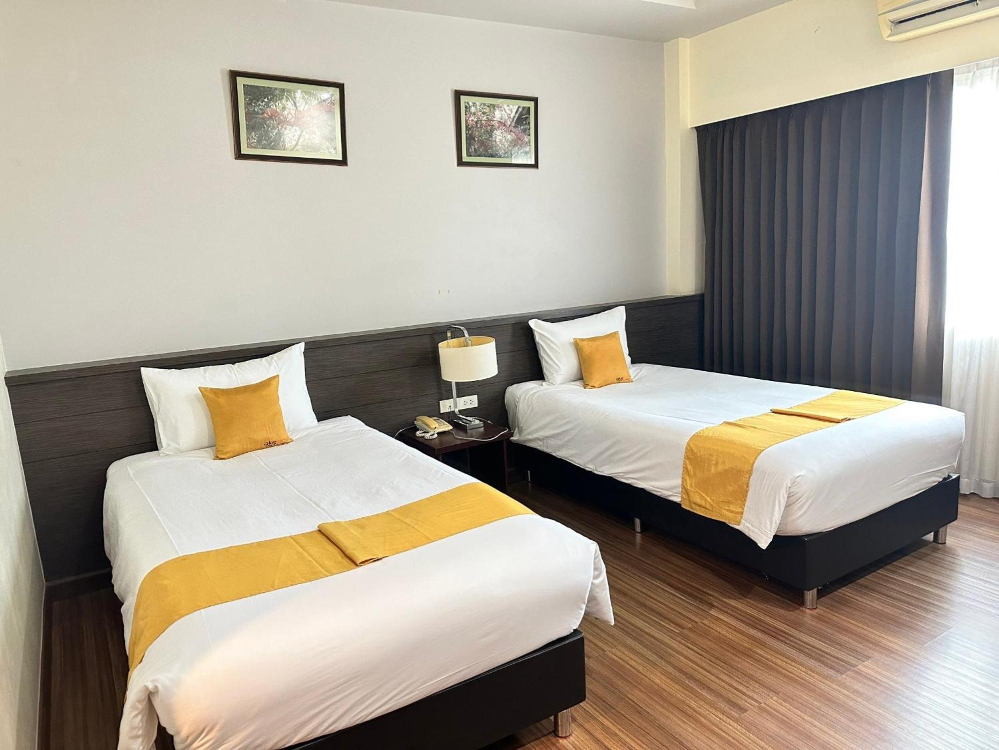 Akelada Hotel Nang Rong Ngoại thất bức ảnh
