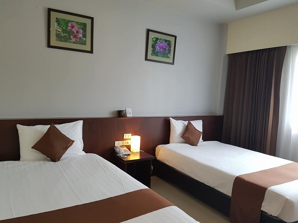 Akelada Hotel Nang Rong Ngoại thất bức ảnh
