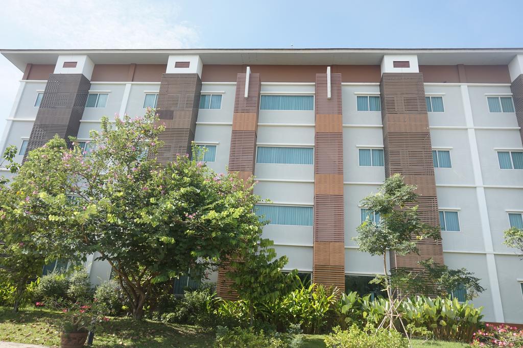 Akelada Hotel Nang Rong Ngoại thất bức ảnh