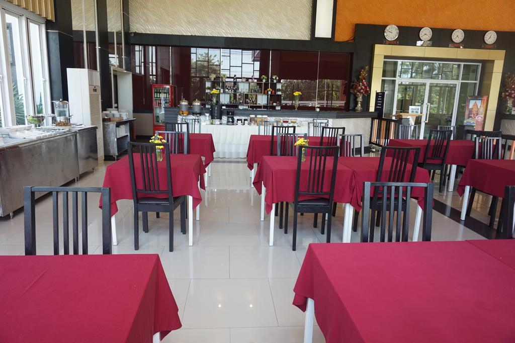 Akelada Hotel Nang Rong Ngoại thất bức ảnh