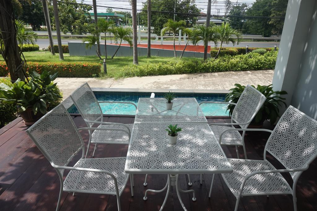 Akelada Hotel Nang Rong Ngoại thất bức ảnh