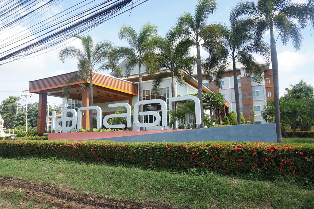 Akelada Hotel Nang Rong Ngoại thất bức ảnh